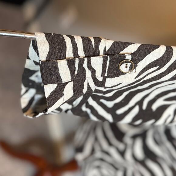 Chico's jacket brown & tan zebra linen 3/4 tab sleeve button front Sz 0 US S - Picture 6 of 13